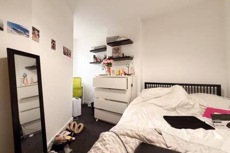 another student property from Award winning CPS HO