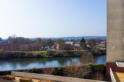 Call 02920 668585 to secure your viewing _4