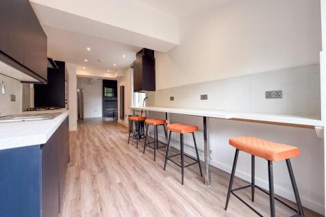 Call 02920 668585 to secure your viewing _7