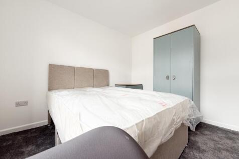 Call 02920 668585 to secure your viewing _19