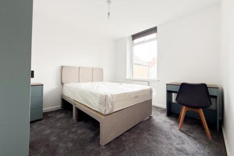 Call 02920 668585 to secure your viewing _20