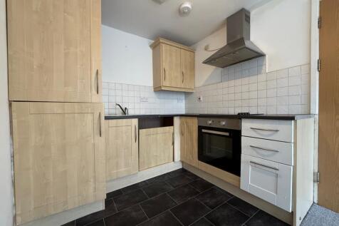 Call 02920 668585 to secure your viewing _6