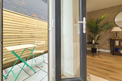 Lrg_Award-winning Media team on EVERY Listing_20