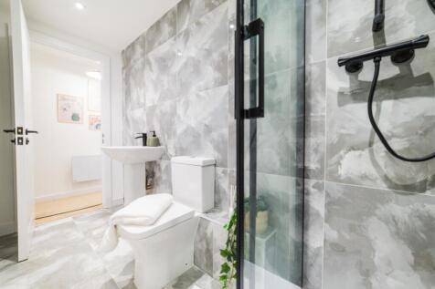 Lrg_Award-winning Media team on EVERY Listing_11