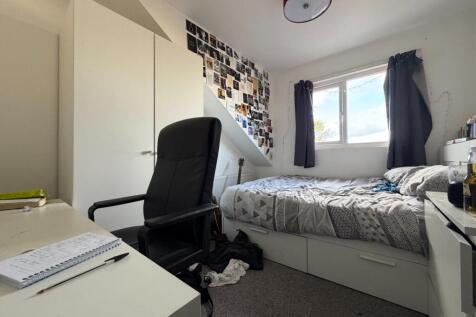 Call 02920 668585 to secure your viewing _17