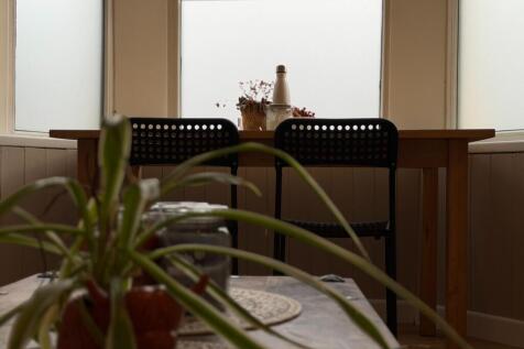 Call 02920 668585 to secure your viewing _3