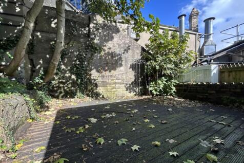 Lrg_thumbnail_IMG_3374 (1)