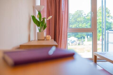 Call 02920 688585 to secure your viewing_14