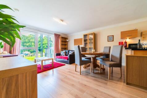 Call 02920 688585 to secure your viewing_9