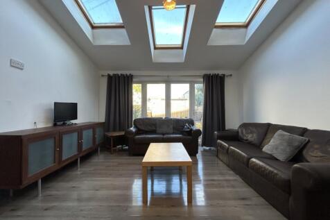 Lrg_thumbnail_IMG_5984