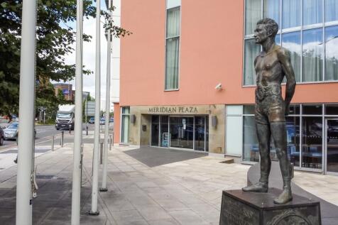 Meridian-plaza-close-up-exterior