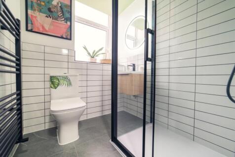 Lrg_another student property from Award winning CP