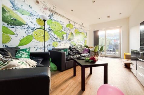 another student property from Award winning CPS HO