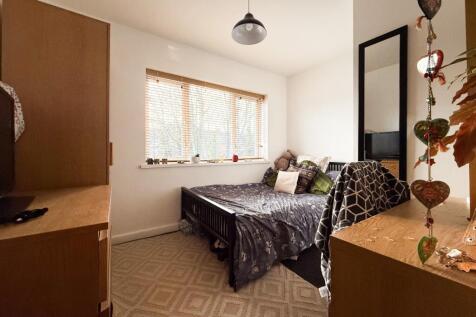 another student property from Award winning CPS HO