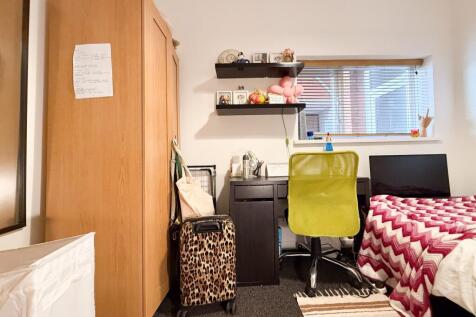 another student property from Award winning CPS HO