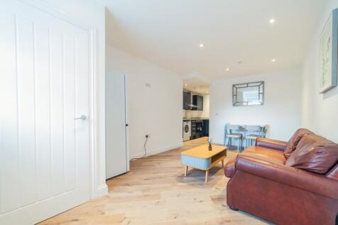 Call 02920 668585 to secure your viewing _1