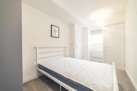 Call 02920 668585 to secure your viewing _6