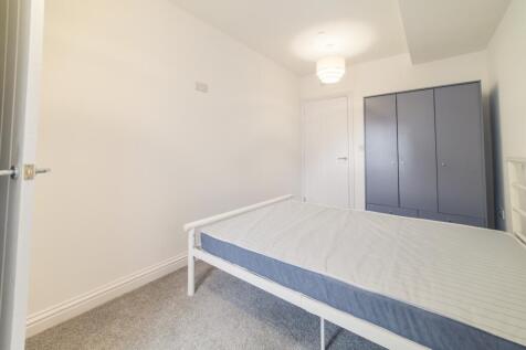 Call 02920 668585 to secure your viewing _5