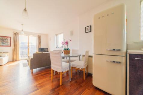 Lrg_Award-winning Media team on EVERY Listing_8