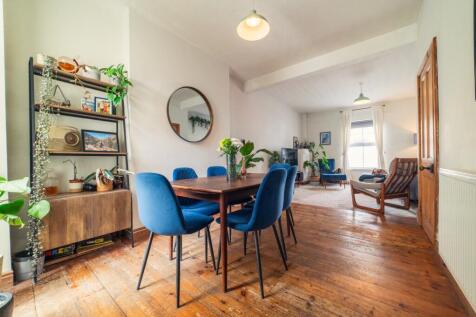 Award-winning Media team on EVERY Listing_5