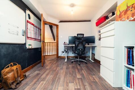 Award-winning Media team on EVERY Listing_54