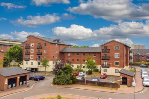 Henke Court External
