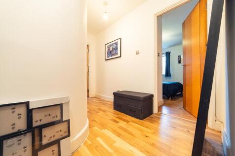 all 02920 454555 to secure your viewing_10