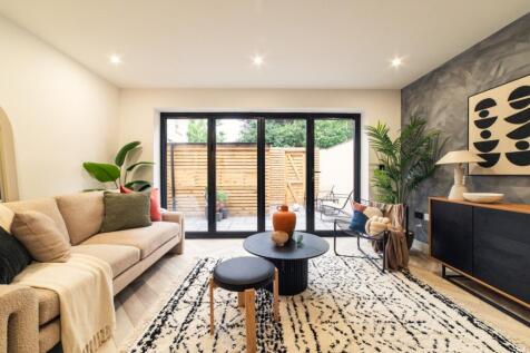 46 Ninian Road Viewing (9)