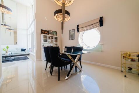 Award-winning Media team on EVERY Listing_7