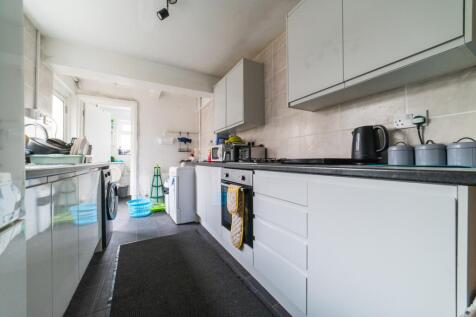 Call 02920 454555 to secure your viewing_5