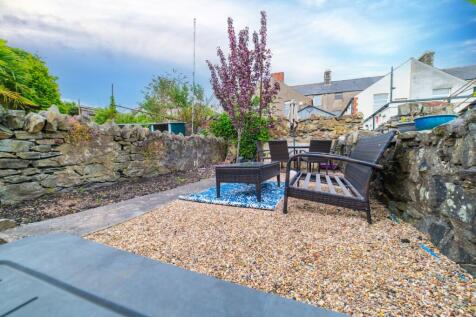 Call 02920 454555 to secure your viewing_9