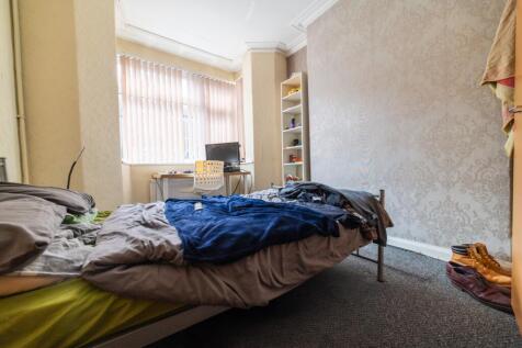 Call 02920 454555 to secure your viewing_1