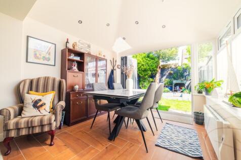 Award-winning Media team on EVERY Listing_5