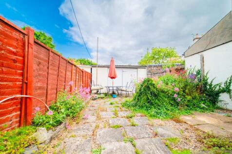Call 02920 454555 to secure your viewing_18