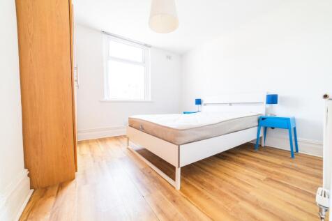Call 02920 454555 to secure your viewing_10
