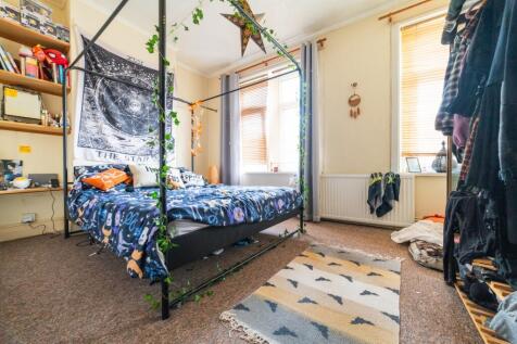 Call 02920 454555 to secure your viewing_1