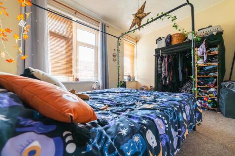 Call 02920 454555 to secure your viewing_2