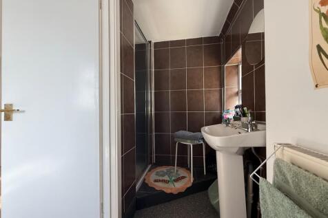 Call 02920 454555 to secure your viewing_14
