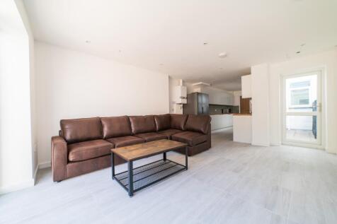 Call 02920_454555 to secure your viewing_5