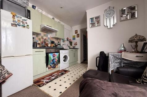 Call 02920 454555 to secure your viewing_8