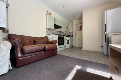 Call 02920 454555 to secure your viewing_4
