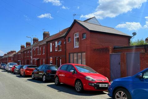 Call 02920 454555 to secure your viewing_11