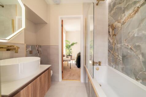 Award-winning Media team on EVERY Listing_44