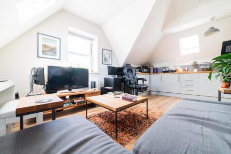 Call 02920 454555 to secure your viewing_8