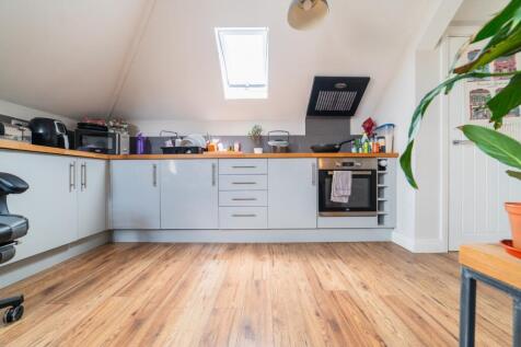Call 02920 454555 to secure your viewing_9