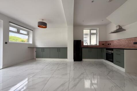 Call 02920 454555 to secure your viewing_7