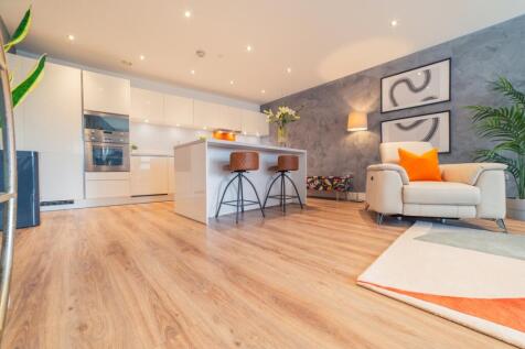 Award-winning Media team on EVERY Listing_6