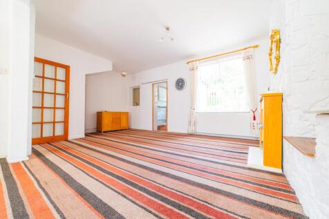 Call 02920 454555 to secure your viewing_11