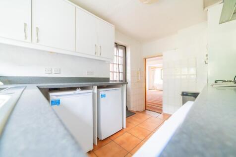 Call 02920 454555 to secure your viewing_14
