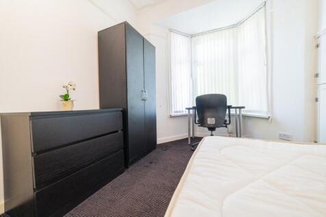 Call 02920 454555 to secure your viewing_9